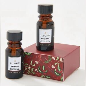 ILLURE set of 2 WINTERBERRY Fragrance Oils